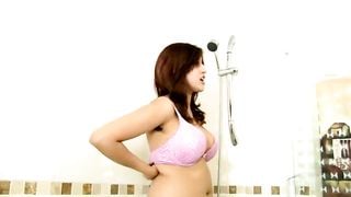 My Friends Girlfriend Peeing Front of me