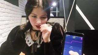 Making Girlfriend Cum in Public Restaurant