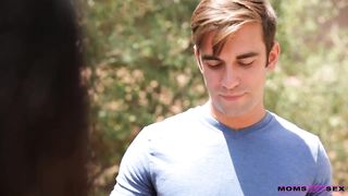 Step mommy swaps cum with teen hottie Janice Griffith