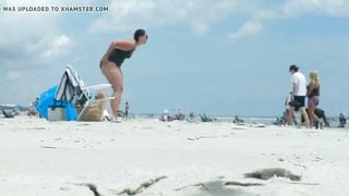 Big thick doughy thighs at the beach PAWG MILF HIPS