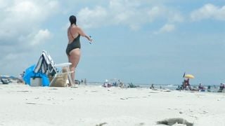 Big thick doughy thighs at the beach PAWG MILF HIPS