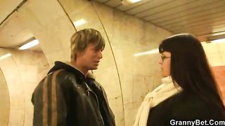 Chubby mature bitch gets her fat pussy pounded