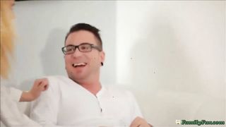 Extremely Naughty Mom and Son Family Sex Game