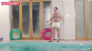 LETSDOEIT - Busty Blonde Victoria Summers Fucked At The Pool