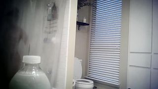 HOT TEEN SPYING BATHROOM SHOWER NAKED VOYEUR