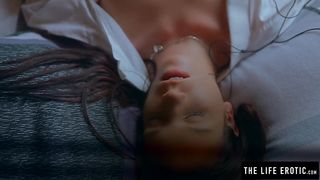 Vigorous Masturbation with a Feather