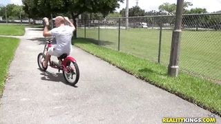 RealityKings - 8th Street Latinas - Pussy Piper