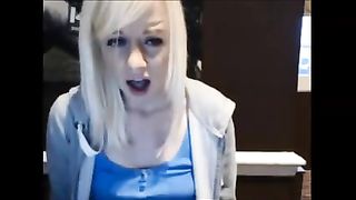 She11y with a Vibrator in a Bar