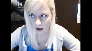 She11y with a Vibrator in a Bar