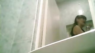 Hidden Camera - Girls in the Toilet at the Prom 2